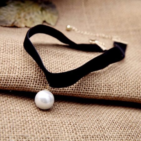 White Pearl Short Choker Necklace