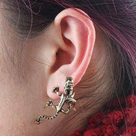 Dragon-shaped stud earrings (2 pieces)