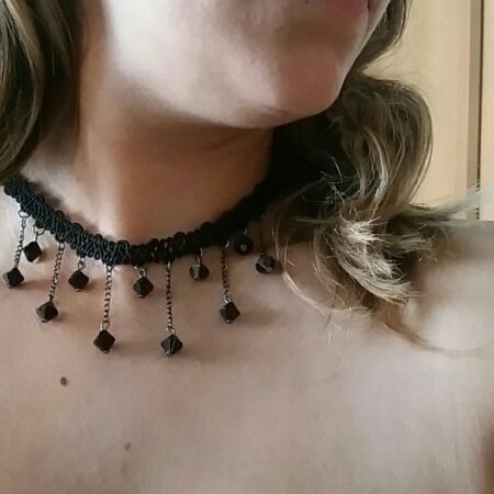 Beautiful Hand-woven tassel droplets choker necklace