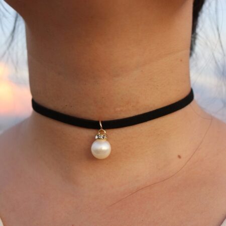 Gothic Short Choker Necklace - Pearl Ball