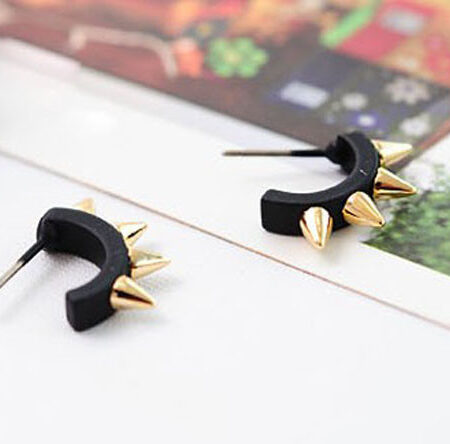 Punk rivet stud earrings - Black