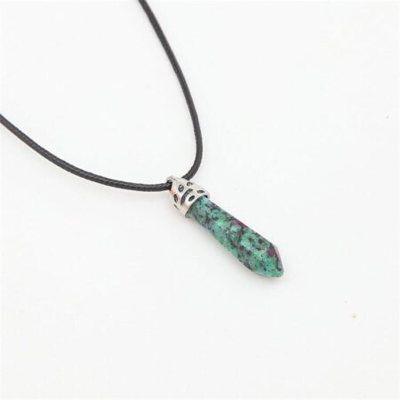 Natural Quartz Pendant Stone Hexagonal Pillar Pendant Necklace - Flower Green