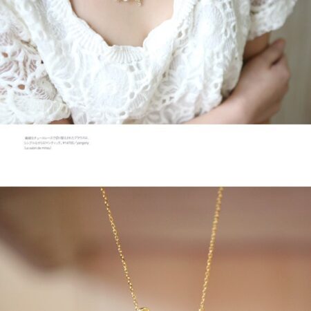Gold Chic LOVE Necklace